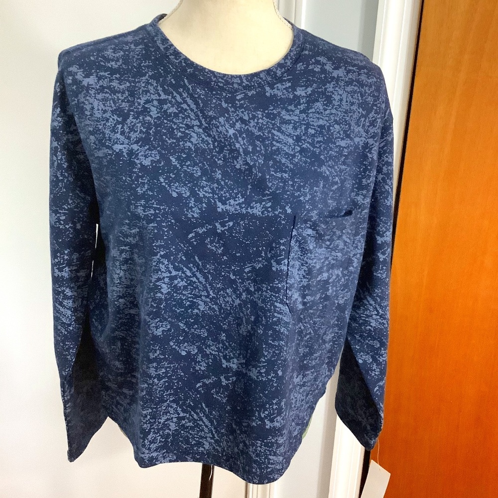 NWT WHEATHERPROOF VINTAGE NAVY PULLOVER CREWNECK TOP MEDIUM ABSTRACT CAMO